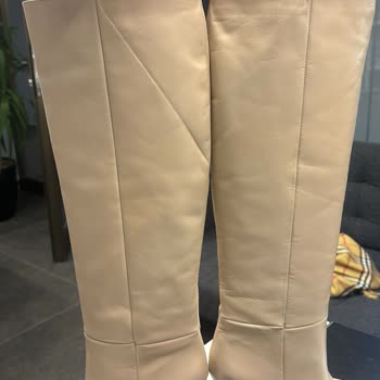 Derimod'a Hatalı Ürün Değişimi 19 Gündür Yapılmıyor