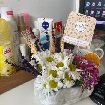 Taze Çiçek Sipariş Görseli İle Alakası Yok