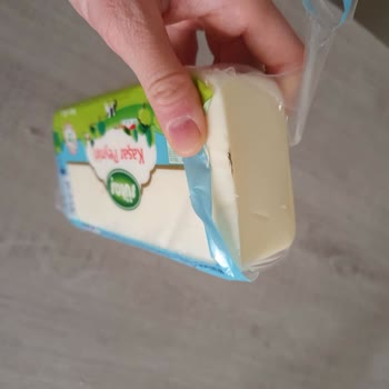 Sütaş Peynirdeki Belirsiz Leke