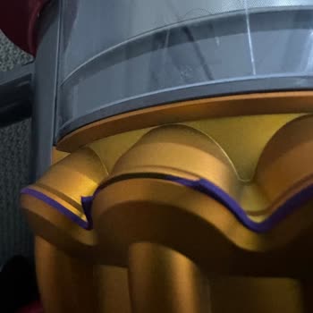 Dyson V15 Süpürge Hava Kaçırıyor