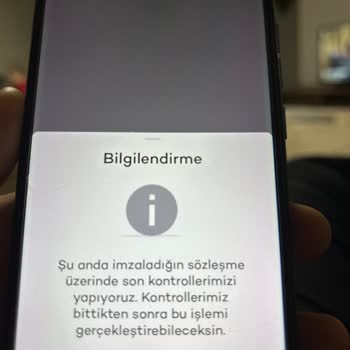 Akbank Sözleşme Kontrolü İçin Bekletiyor
