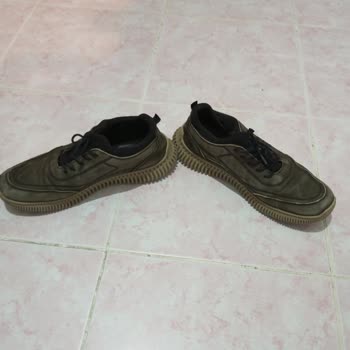 Deichmann Ankara Keçiören Forum Mağazası İlgisizliği
