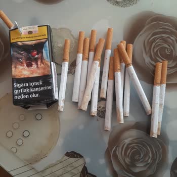 Philip Morris Sigarada Parfüm Patlamış