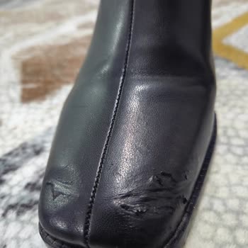 Elle Ayakkabı Elle' Den Aldığım Ürünün Sorunlu Olması Ve Firmanın İlgisiz Olması