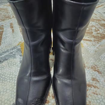 Elle Ayakkabı Elle' Den Aldığım Ürünün Sorunlu Olması Ve Firmanın İlgisiz Olması