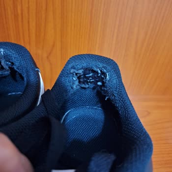 Etichet Spor Ayakkabı Nike Markası