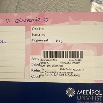 Medipol Hastanesi Pendik Kız Bebeğin Cinsiyetini Yanlış Yazdı.
