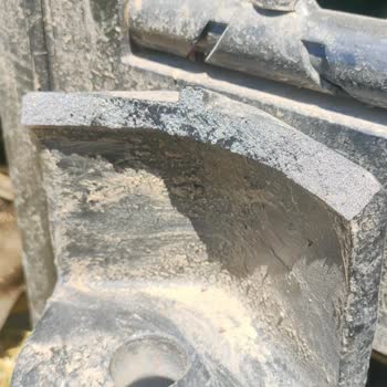 Tümosan Üst Çeki Koptu