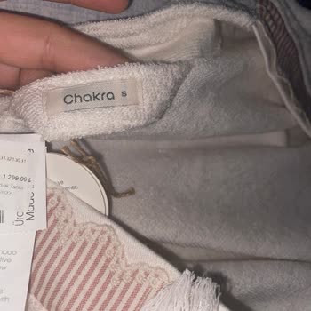 Chakra'nın Elinde Olmayan Ürünü Satması