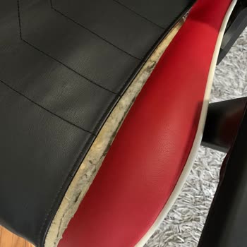 Rampage KL-R58 Siyah/Kırmızı Oyuncu Koltuğu Dikiş Yerlerinden Söküldü