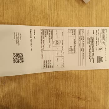 Kırmızı Kedi Kulaklık Mağduriyeti Yaşadım