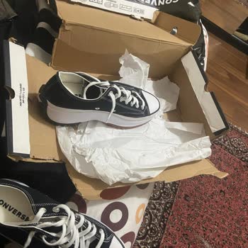 Converse Siparişi 2 Kere Defolu Gönderildi