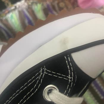 Converse Siparişi 2 Kere Defolu Gönderildi
