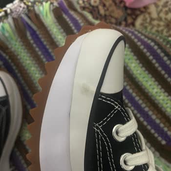 Converse Siparişi 2 Kere Defolu Gönderildi