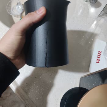 PTT Kargo Ürünümü Taşıma Sırasında Kırdı