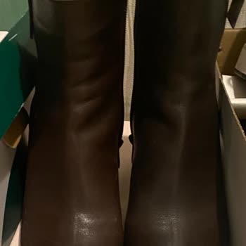 Elle Ayakkabı Ankamall Elle Mağazası Kahverengi Bottaki Renk Tonu Farkı