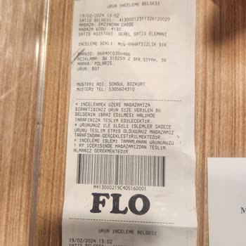 FLO Ayakkabı FLO Ayakta Yara Yapma Şikayeti