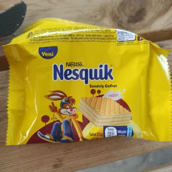 Nestle Çocuğun Gofretinden Çıkan Cisim