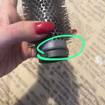 Dyson Yuvarlak Başlık Ve Servis Notu Çelişkisi
