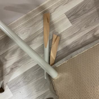 Bellona Sandalye Ayak Şikayeti