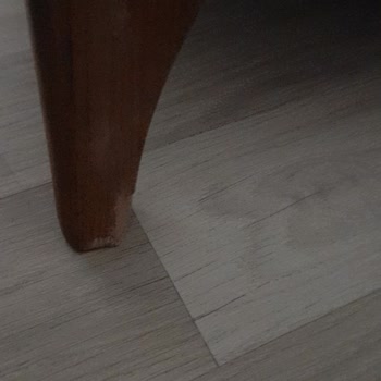 Aksu Home'dan Aldığım Koltuk Takımında Kırık Ve Çatlaklar Var