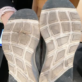 Skechers Taban Erimesi Şikayetim.