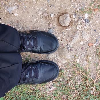 Koray Spor Defolu Ayakkabı Satıyor