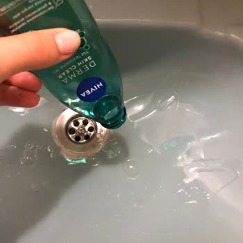 Nivea Yüz Temizleme Jeli Hakkında