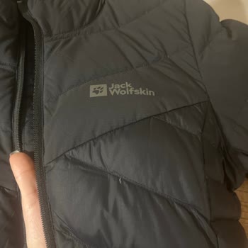 Jack Wolfskin Mont İçinden Tüyler Çıkıyor