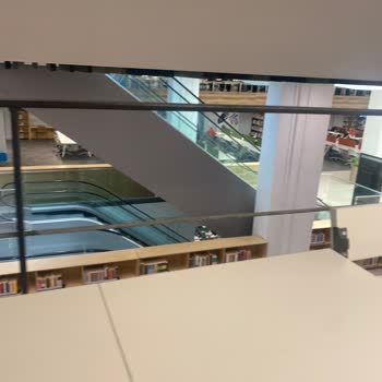 İBB Habitat Kütüphanesi İçin Daha Uzun Çalışma Saatleri Talebi