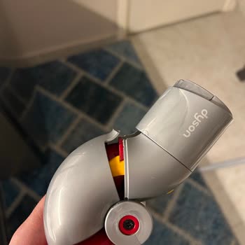 Dyson V12 Adaptör Kırığı Ve Garanti Sorunu