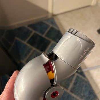 Dyson V12 Adaptör Kırığı Ve Garanti Sorunu