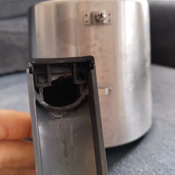 Arzum Çay Makinesi Dolu İken Elde Kırılması Yararlanmaya Sebebiyet Vermesi