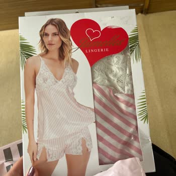 Beşiktaş Loya Mağazası Hk;