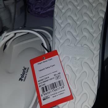 FLO Ayakkabı Hatalı Ürün Değişimi