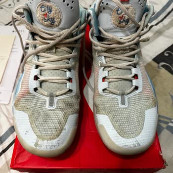 Sneaks Up Sattığı Kusurlu Ürünün Arkasında Durmuyor. Değişim Yapmıyor