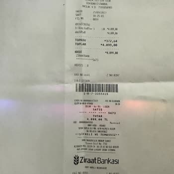 Sneaks Up Sattığı Kusurlu Ürünün Arkasında Durmuyor. Değişim Yapmıyor