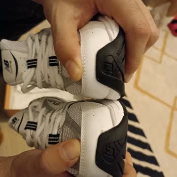 Crispy Sneakers Sahte, Defolu Ürün Gönderimi. Mesajlara Geri Dönmüyor.