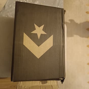 Crispy Sneakers Sahte, Defolu Ürün Gönderimi. Mesajlara Geri Dönmüyor.