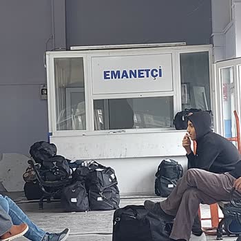 Çanakkale Truva Turizm Ezine Otogar Emanetçi Kadının Belgesi Olmamasına Rağmen Para Alması
