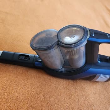 PHILIPS Ev Aletleri Philips 8049 Dikey Süpürge Düğme Kırılması