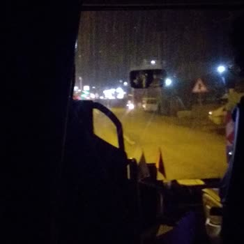 As Adana Seyahat Otobüs Tamir Edilecek Diyerek Geç Geldi Ve Yolda Otobüs Bozuldu