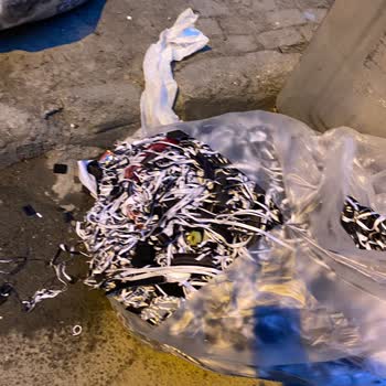 İBB - İstanbul Büyükşehir Belediyesi İstanbul Kaymakamlığı Lütfen Bu Hizmetsizliği Görün
