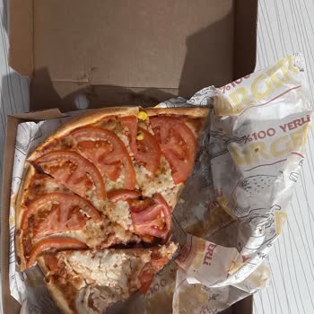 Pasaport Pizza Pişmanlık İstiyorsan Pasaport Pizzaya Git Sığacık
