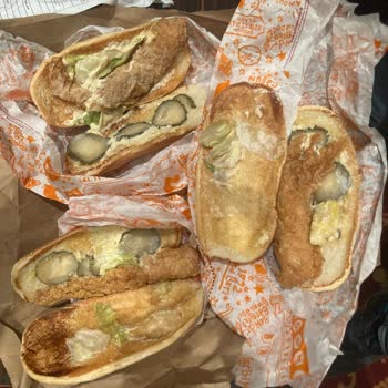 Konya Kule Site AVM Popeyes Bozuk, Özensiz Ve Çiğ Ürün Gönderiyor