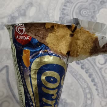 A101 Dondurma Ağzı Yırtık Ve Köpürmüş Geldi, Arıyoruz Kurye Açmıyor