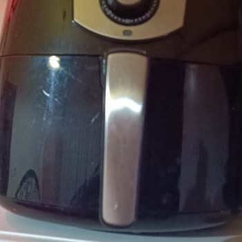 Kumtel Airfryer Küflenip Paslandı.