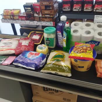 A101 Elemanlarının Tavrı Ve Müşteriye Hakaretleri