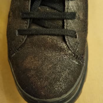 Camper Ayakkabının 1 Haftada Her Yeri Çatladı!