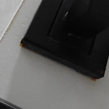 Güzel Kapı Montajıda Hizmeti De Aşırı Kötü